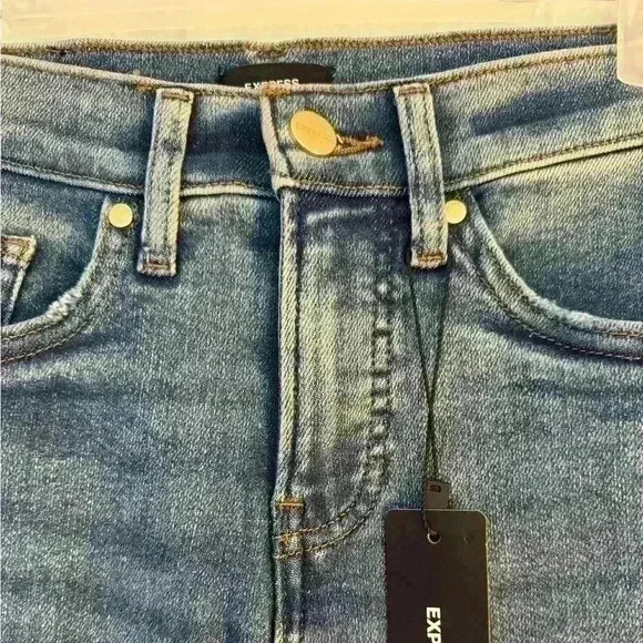 Express Mid Rise Ripped Skyscraper Jeans - Picture 5 of 16